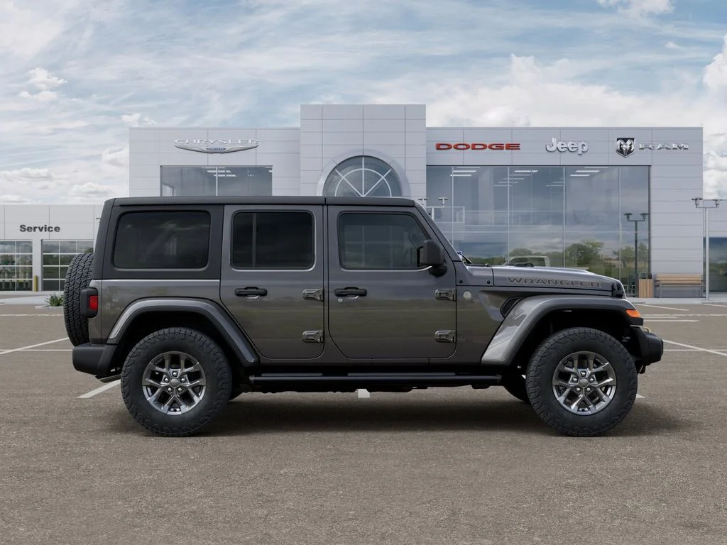 New 2026 Granite Crystal Metallic Clear-Coat Exterior Paint Jeep  image 21