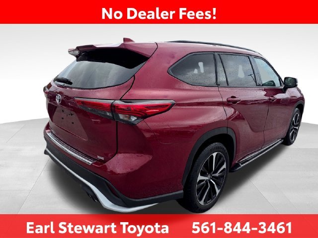 Used 2022 Red Toyota XSE image 5
