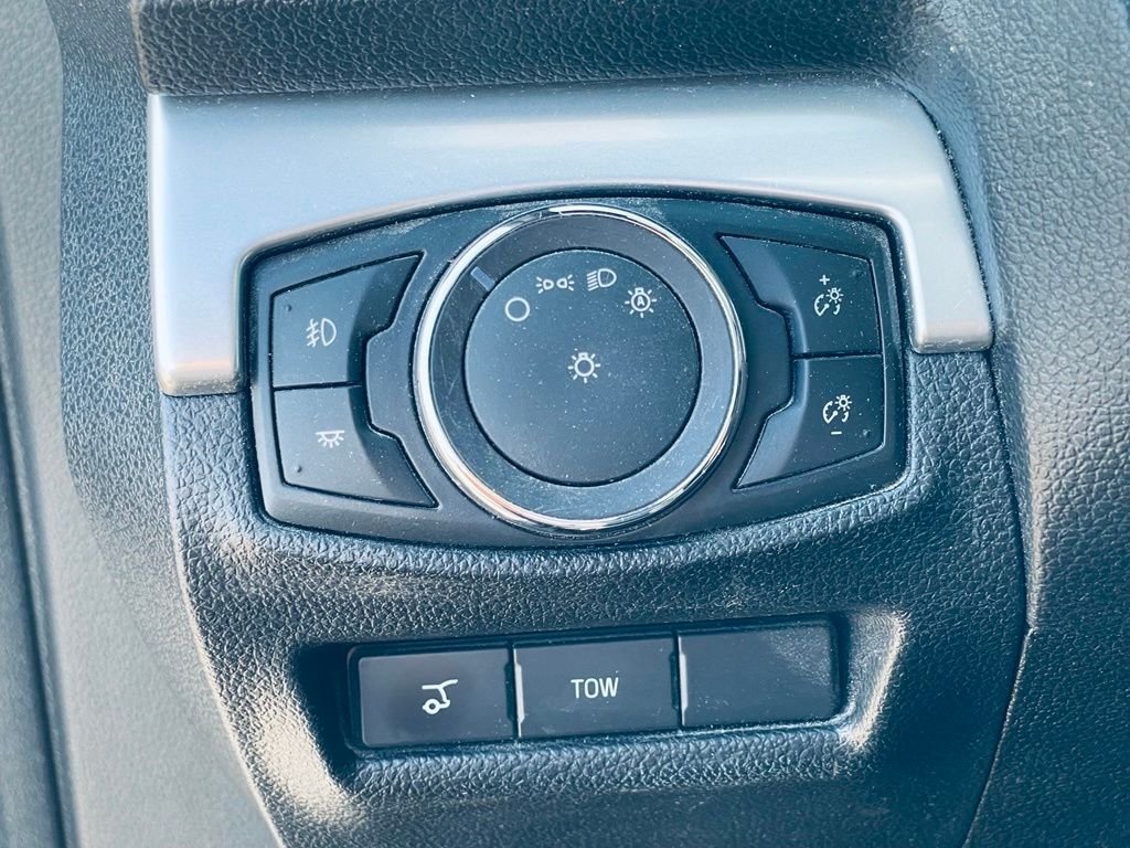 Used 2017 White Ford XLT image 14