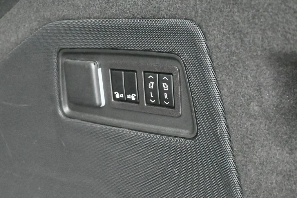 Used 2024 Black Raven Cadillac Premium Luxury Platinum image 43