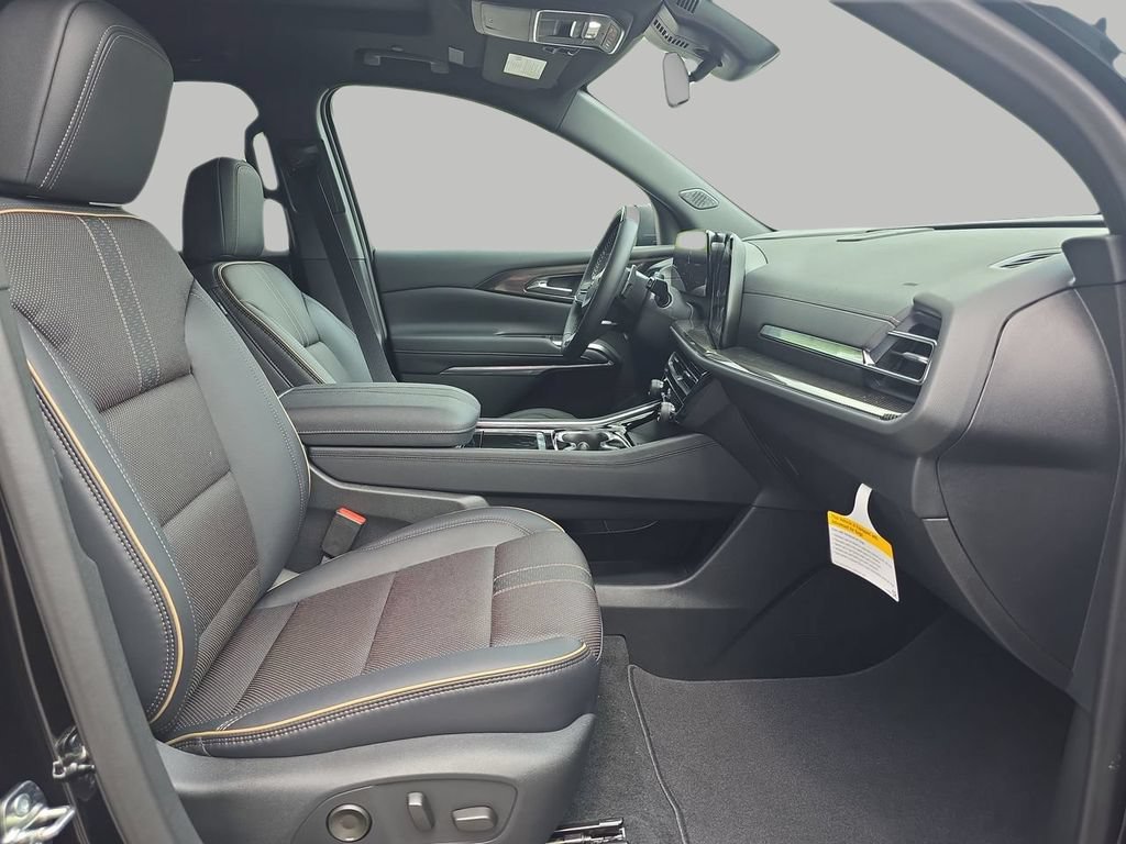 2026 Chevrolet Traverse High Country - Photo 11