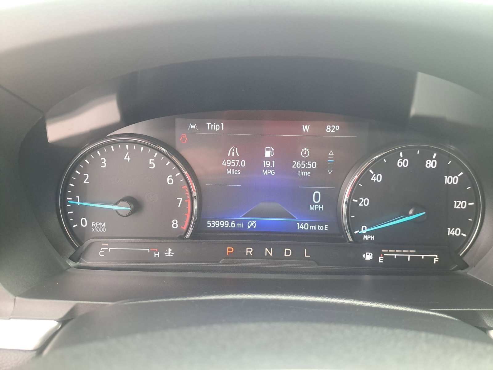 Used 2022 Oxford White Ford XLT image 18