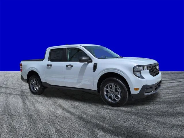 New 2026 Space White Metallic Ford XLT image 2