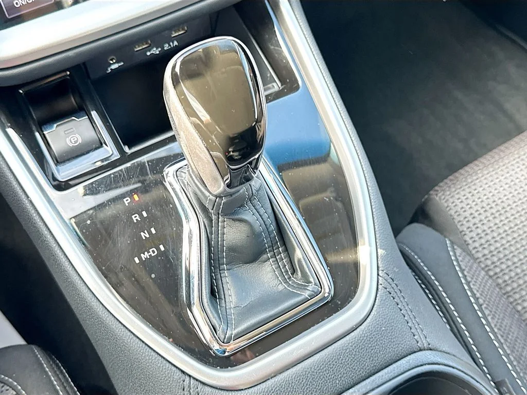 Used 2022 White Subaru Premium image 20