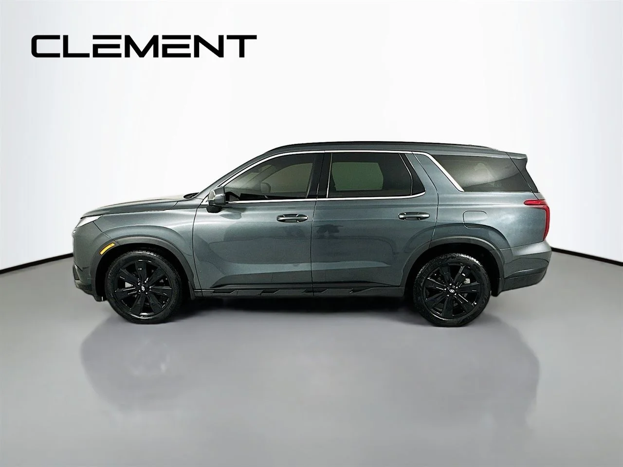 Used 2023 Steel / Graphite Hyundai XRT image 6