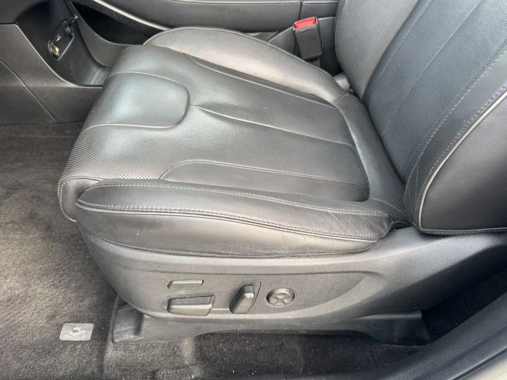 Used 2020 Silver Hyundai Limited image 16