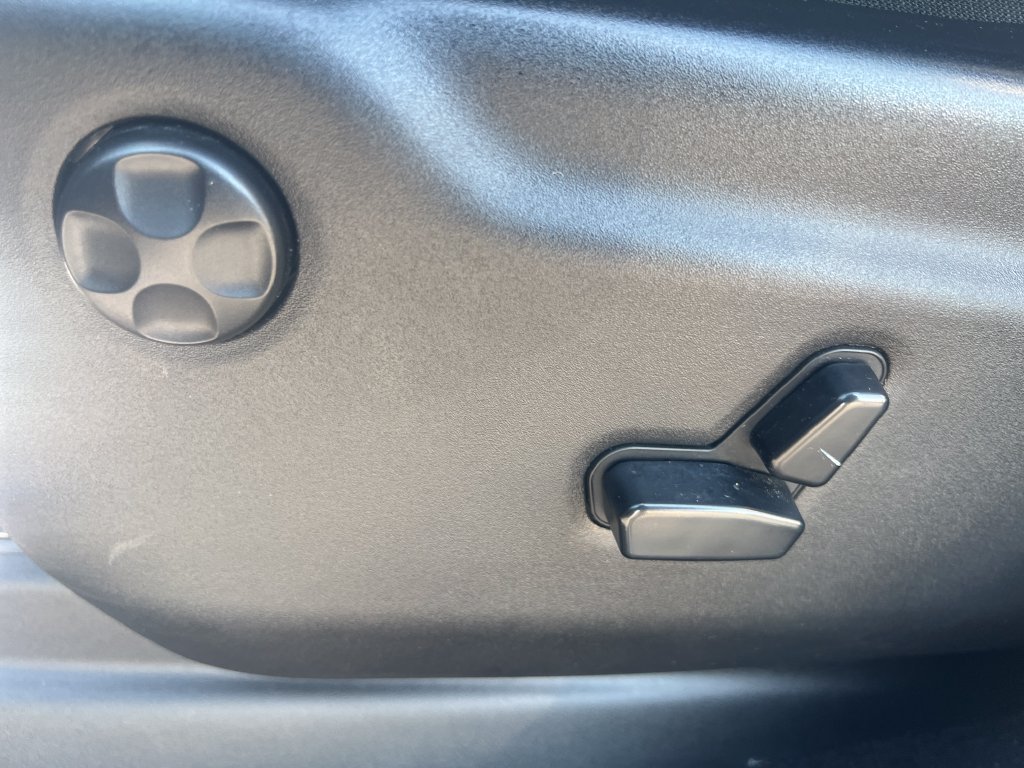 Used 2015 Silver Jeep Laredo image 13