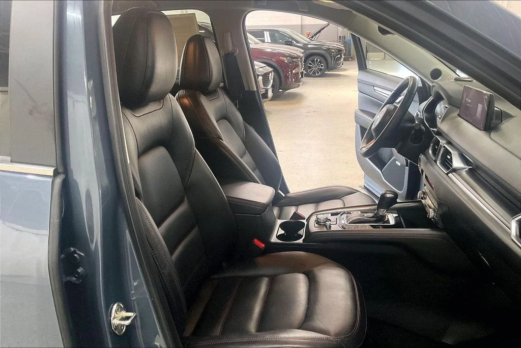 Used 2025 Gray Mazda 2.5 S Carbon Edition image 6