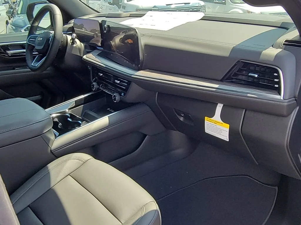 New 2026 Black Chevrolet LT image 30