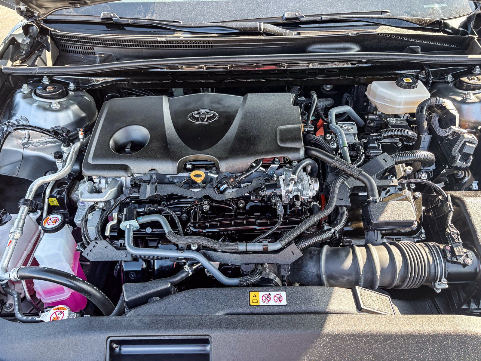 Certified Used 2025 Heavy Metal Toyota SE image 13