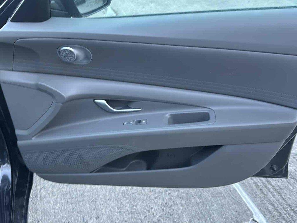 Used 2023 Portofino Gray Hyundai SEL image 10