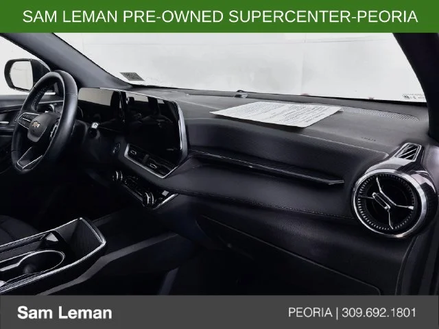 Used 2025 Gray Chevrolet LT image 27