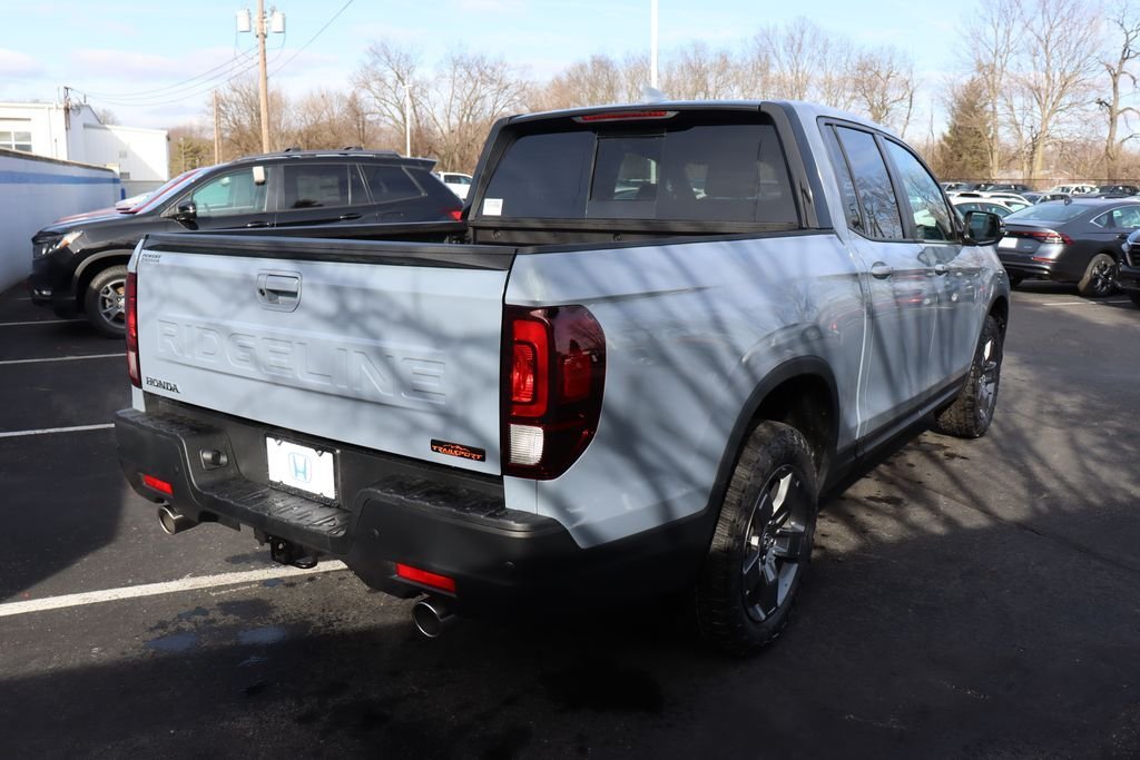 New 2026 Sonic Gray Pearl Honda TrailSport image 5