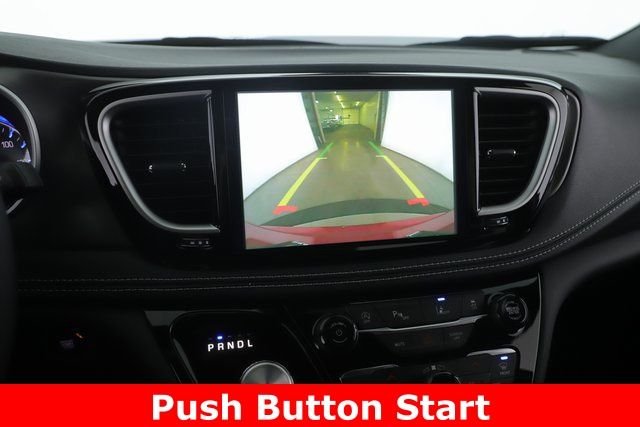 2026 Chrysler Pacifica Select - Photo 23