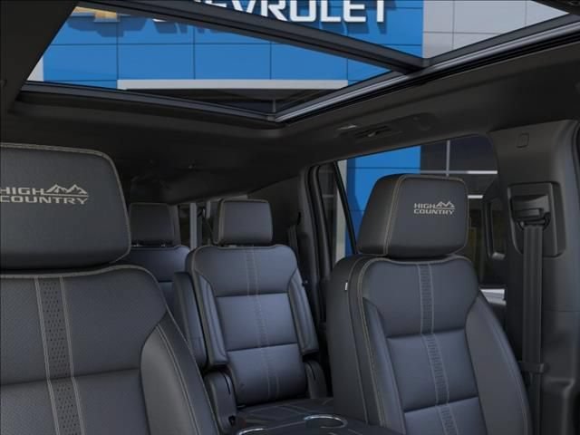 2026 Chevrolet Suburban High Country - Photo 24