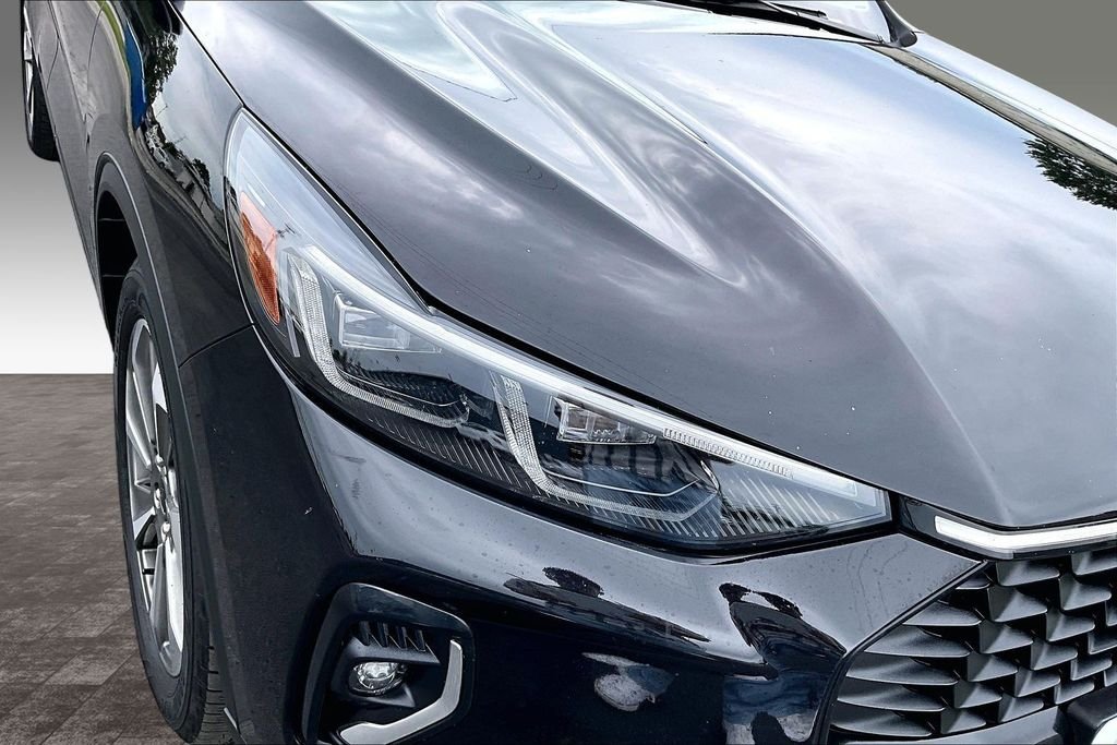 Used 2023 Black Metallic Ford Platinum image 30