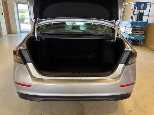 New 2026 Silver Honda SE image 18