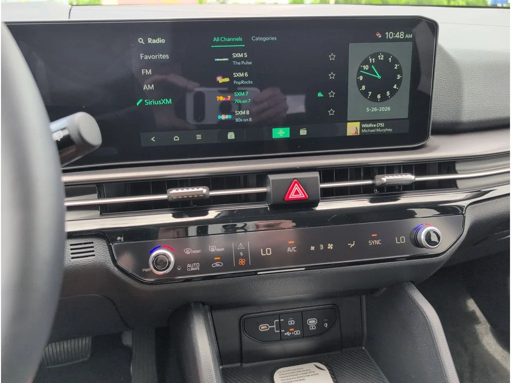 New 2026 Glacial White Pearl Kia EX image 13