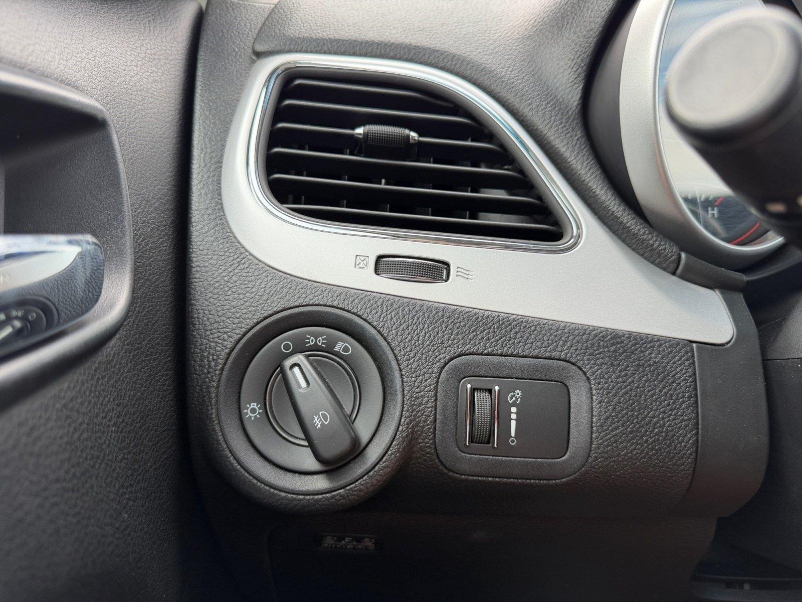 2012 Dodge Journey SXT - Photo 25