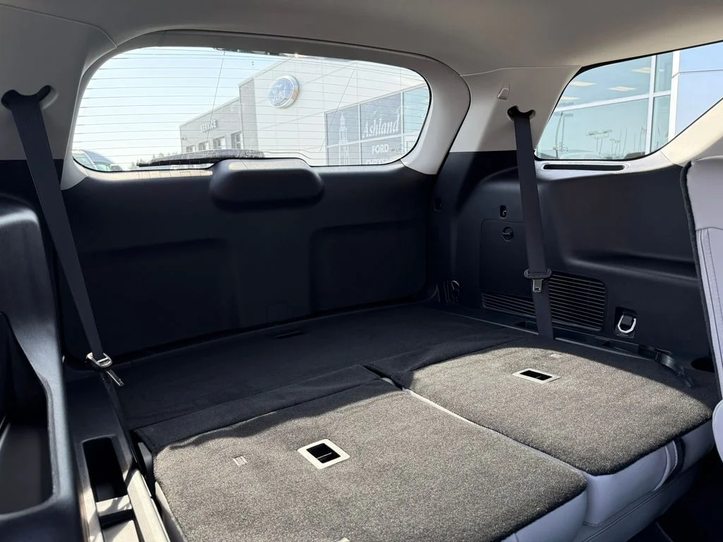 2026 Ford Explorer Active - Photo 14