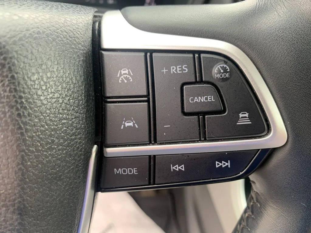 Used 2024 White Toyota XLE image 29