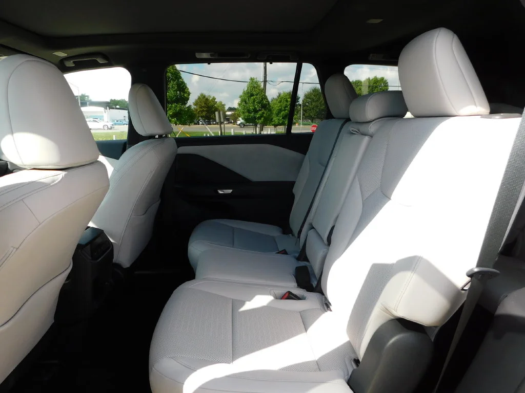 Used 2025 Beige Lexus 350 Premium image 16