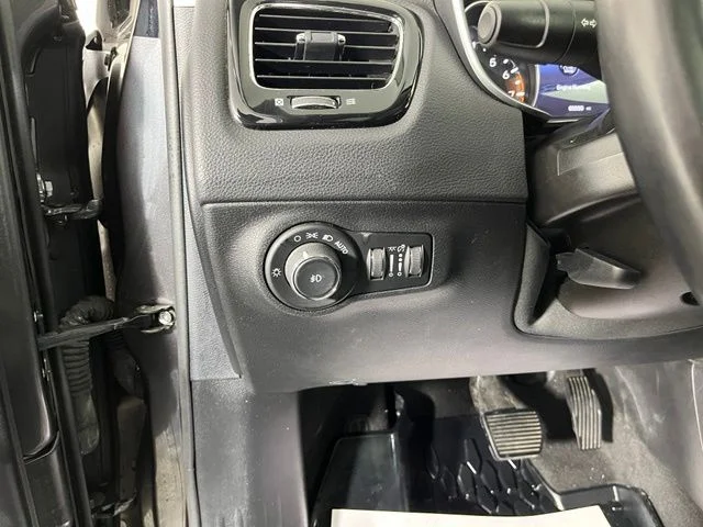 Used 2018 Gray Jeep Limited image 14