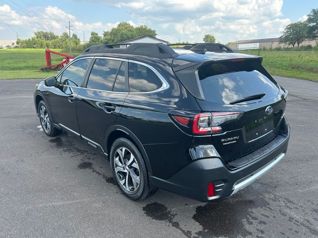 Used 2021 Crystal Black Silica Subaru Limited image 3