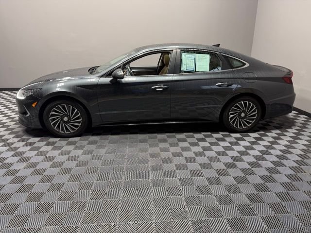 Used 2023 Gray Hyundai Limited image 6