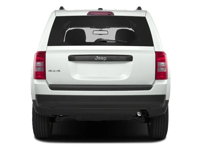 Used 2016 Black Clearcoat Jeep Sport SE image 8
