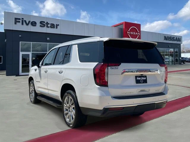 Used 2021 White GMC SLT image 4