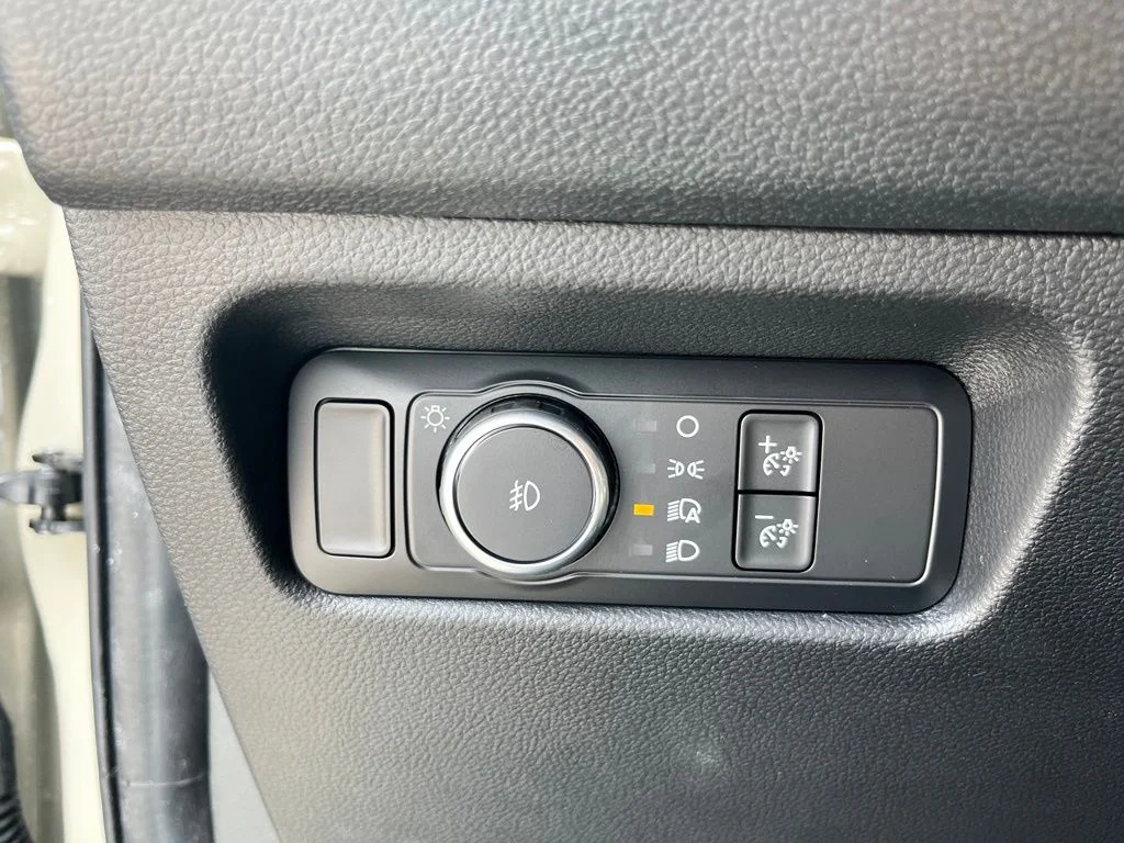 New 2026 Beige Ford XLT image 15