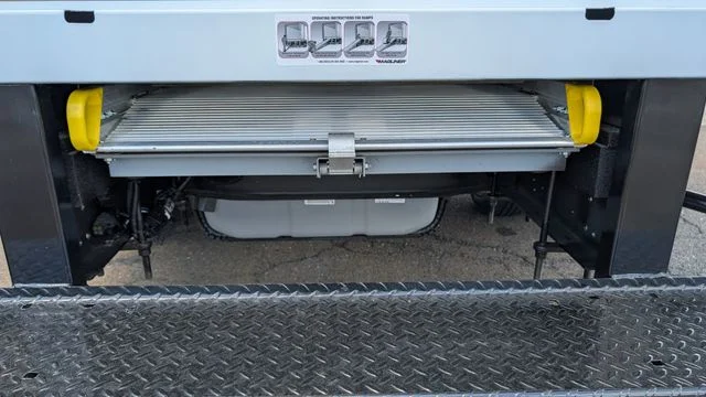 New 2027 Oxford White Ford E-450 DRW image 9
