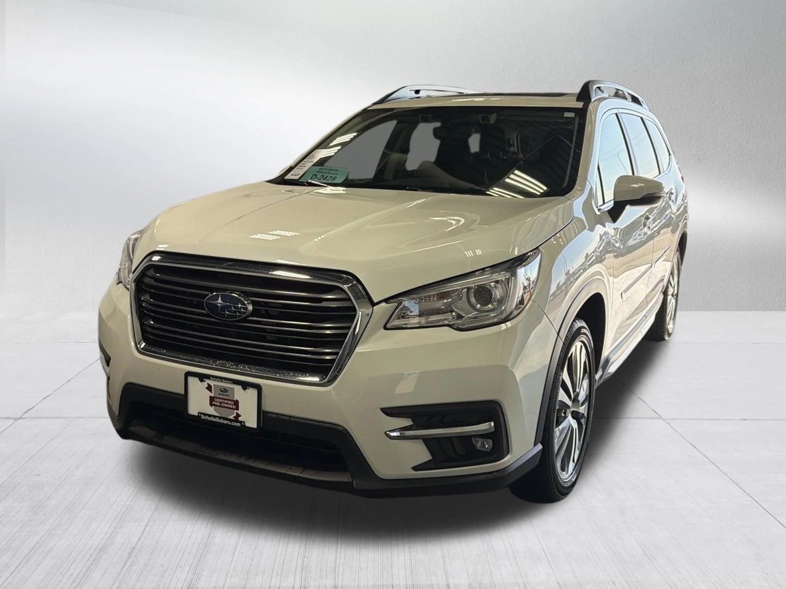 Used 2022 Crystal White Pearl Subaru Limited image 3