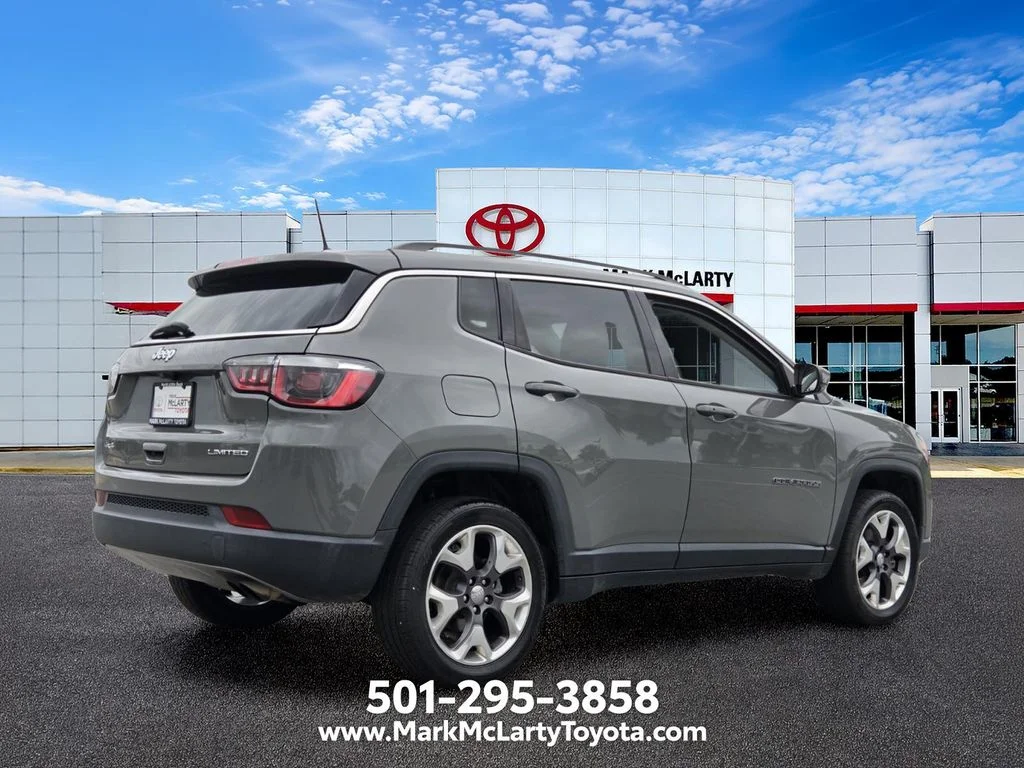 Used 2020 Gray Jeep Limited image 5
