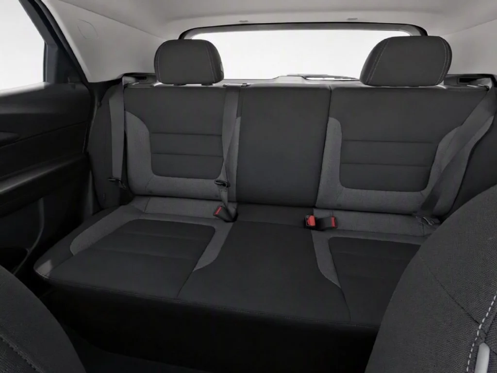 New 2026 White Chevrolet LT image 33
