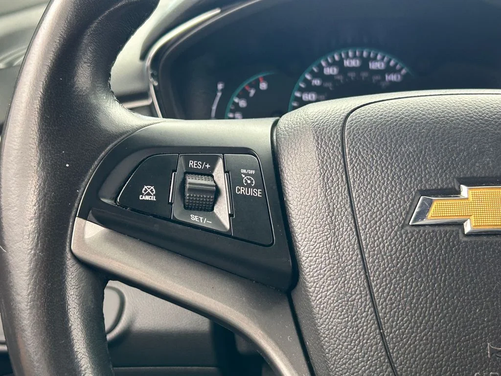 Used 2021 Crimson Metallic Chevrolet LT image 25
