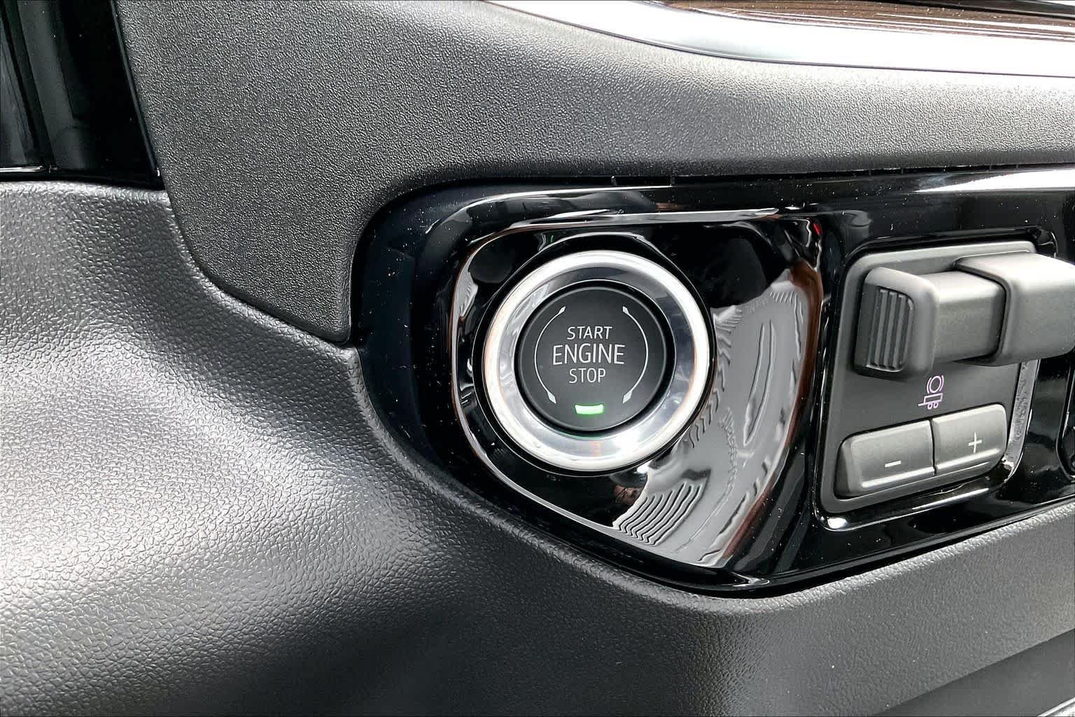 New 2026 Black Chevrolet LT image 20