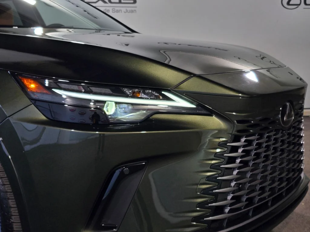 New 2026  Lexus 450h+ Premium image 5
