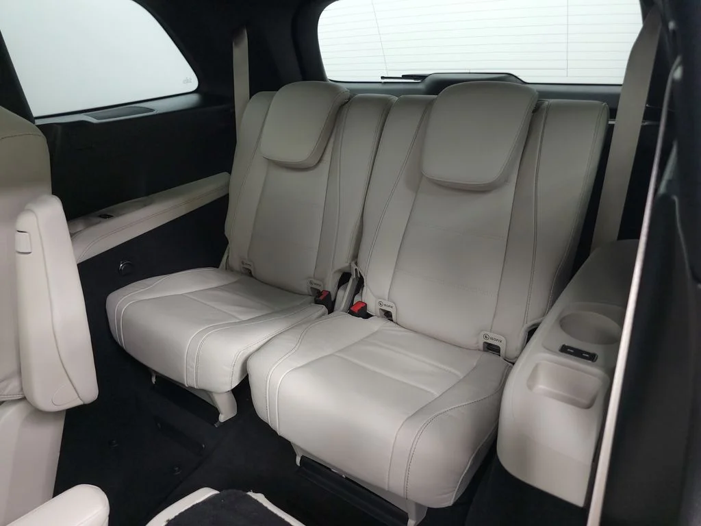 Used 2026 Black Mercedes-Benz GLS 580 image 30