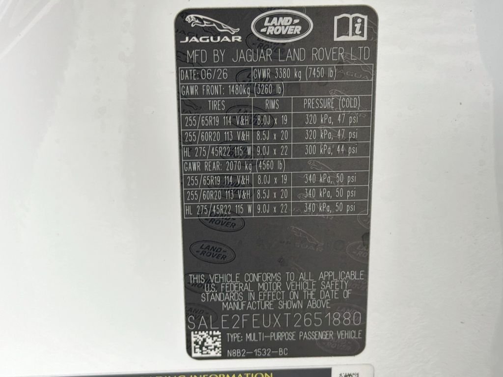 New 2026 Fuji White Land Rover X-Dynamic SE image 34