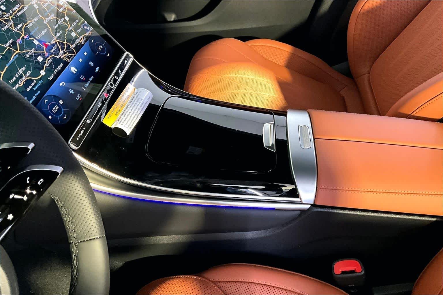 New 2026 Obsidian Black Metallic Mercedes-Benz GLC 300 image 10