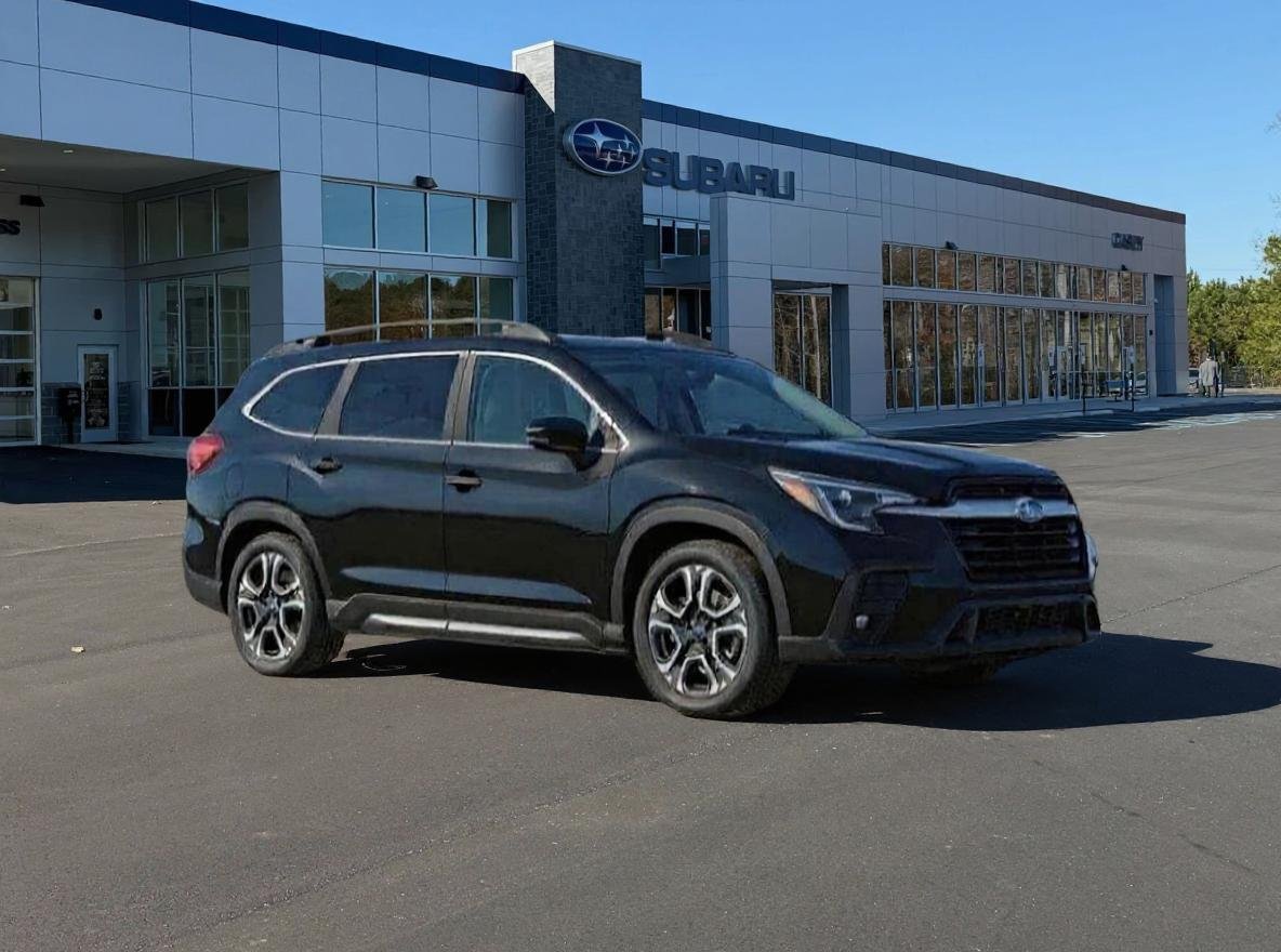 New 2026 CRYSTAL BLACK SILICA Subaru Limited 7-Passenger image 1