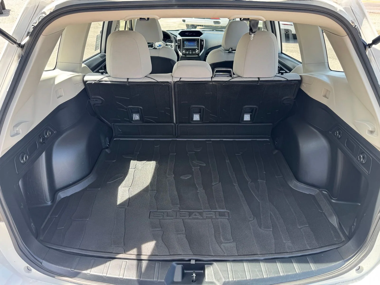 Used 2023 White Subaru Base image 8