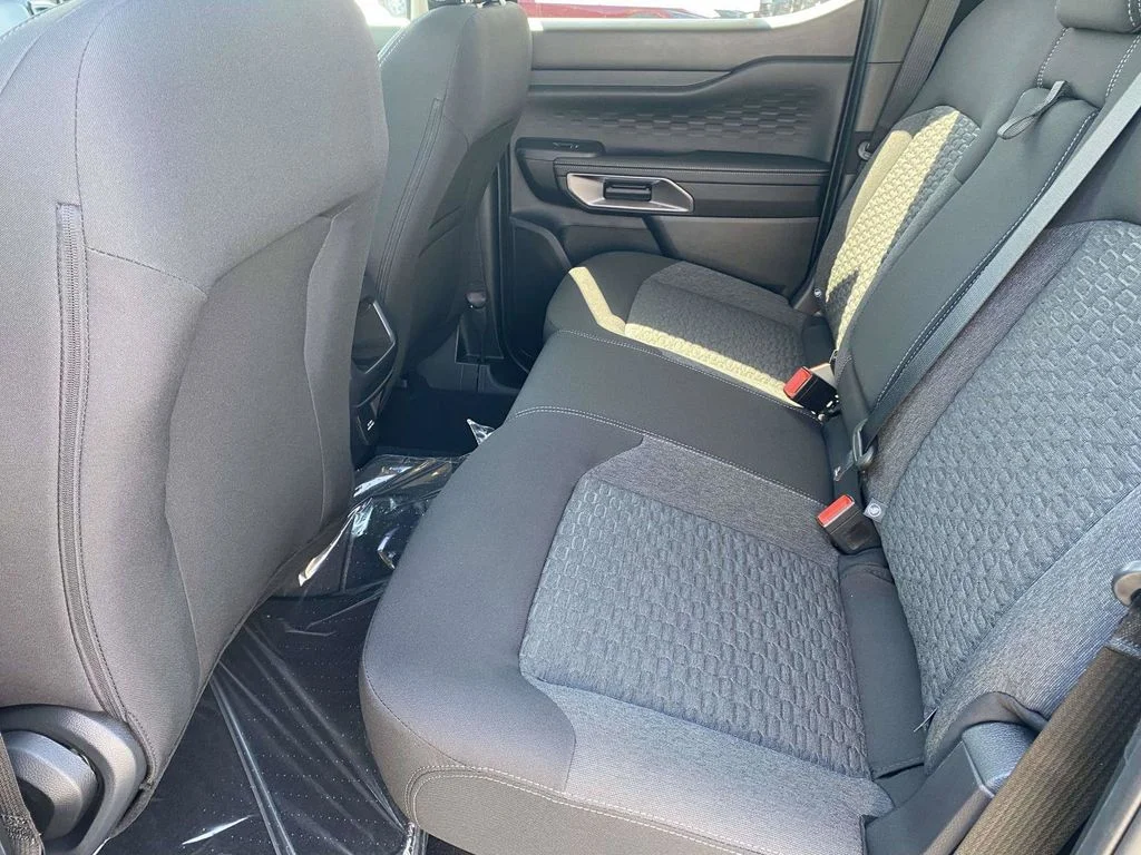 New 2026 Oxford White Ford XLT image 12