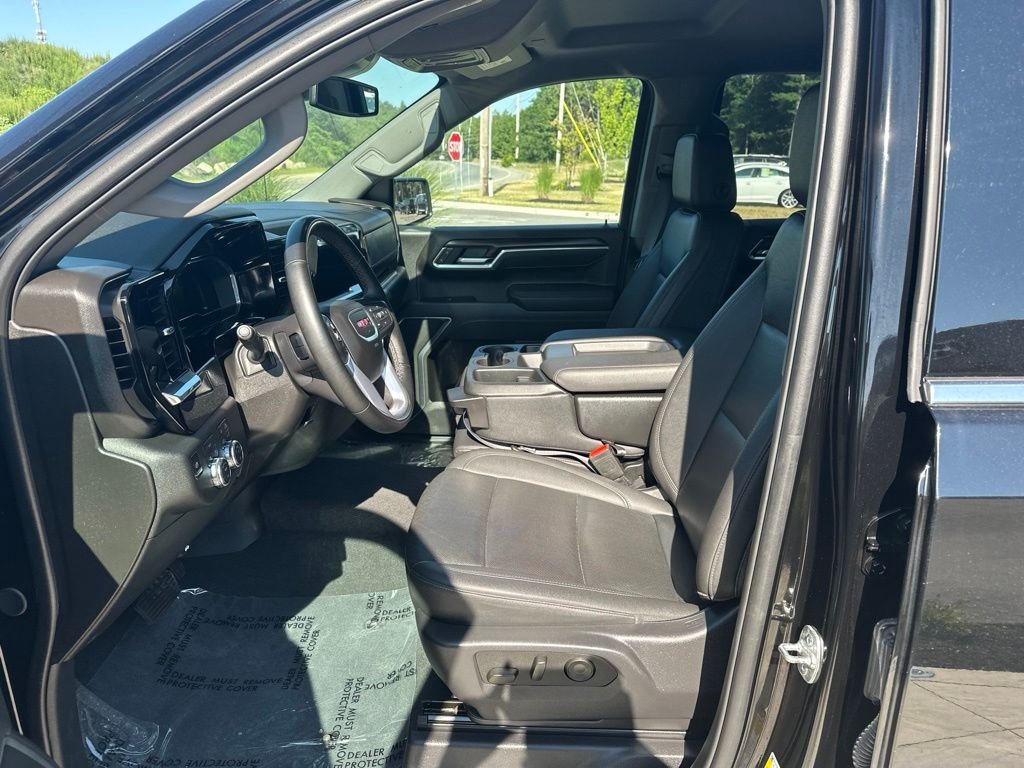 2025 GMC Sierra 1500 SLT - Photo 16