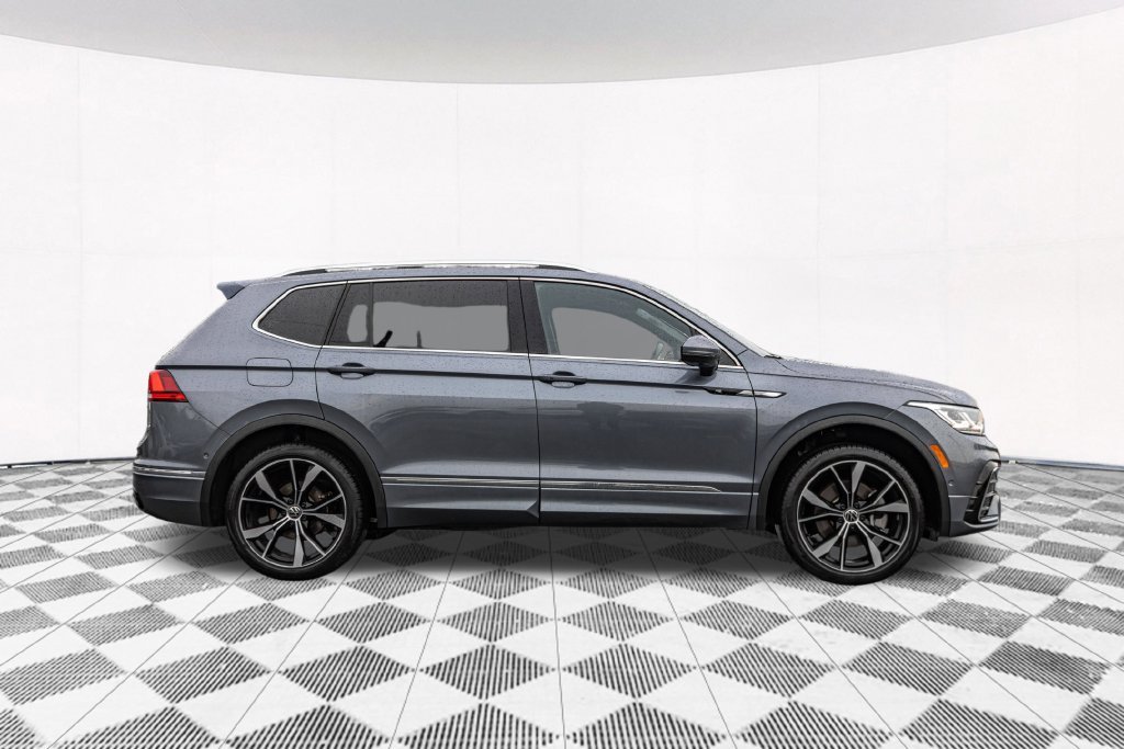 Used 2024  Volkswagen 2.0T SEL R-Line image 10
