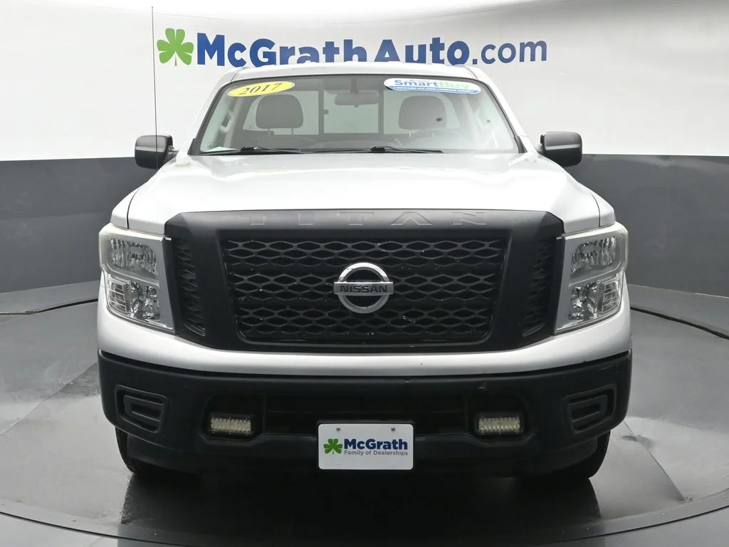 Used 2017 Silver Nissan S image 6