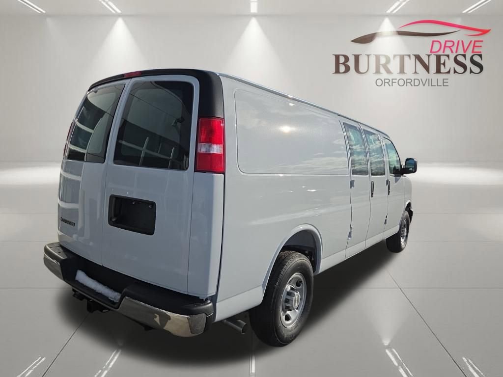 2025 Chevrolet Express Cargo Work Van - Photo 8