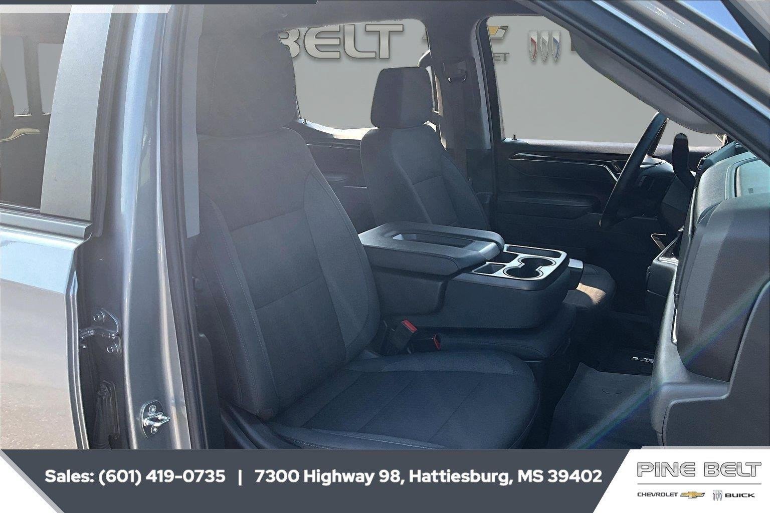 Used 2024 Sterling Gray Metallic Chevrolet LT image 7